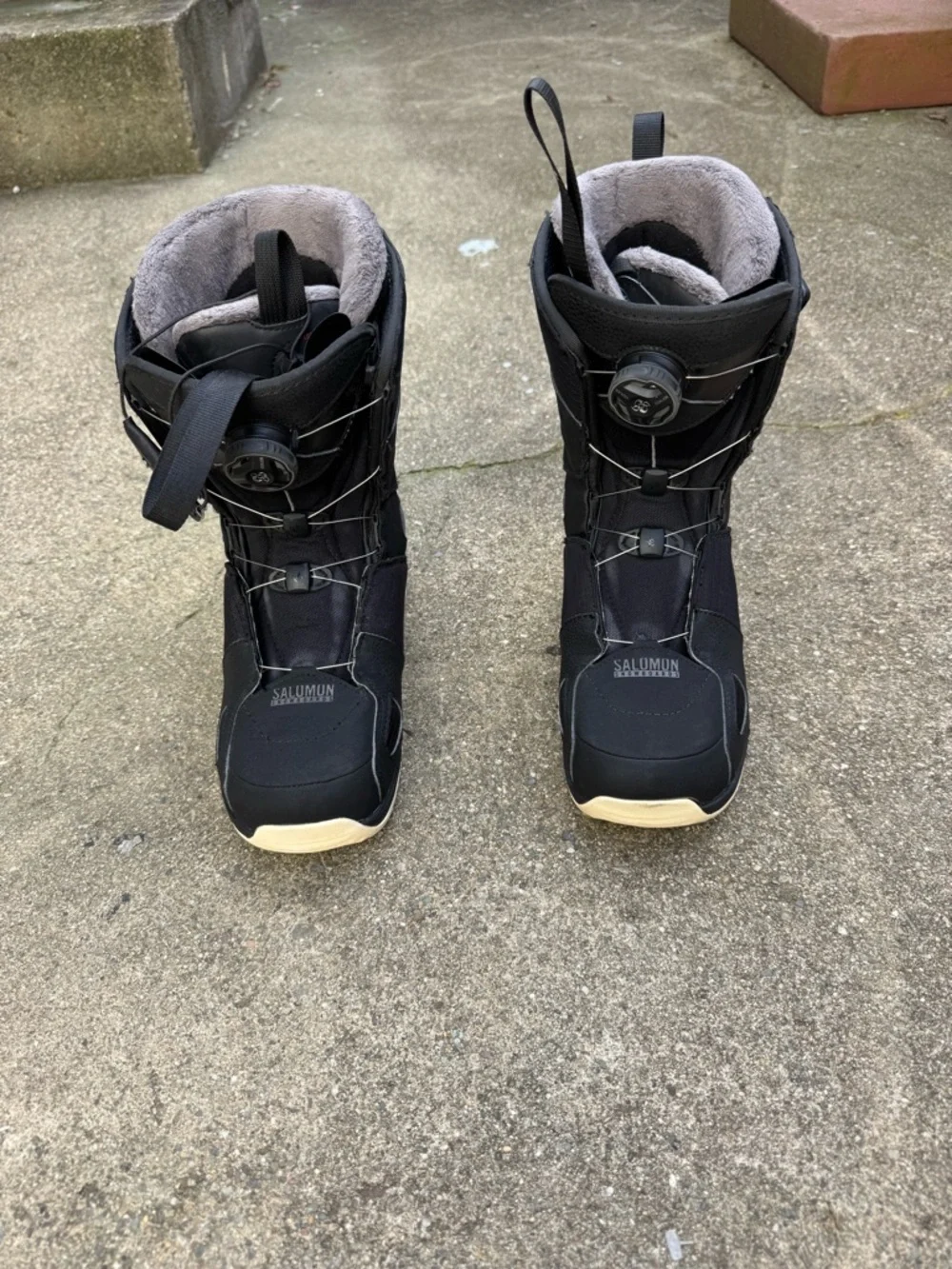 Salomon Savage BOA Snowboard Boots Mens Size 7.5 Black Snow Boots Winter Gear